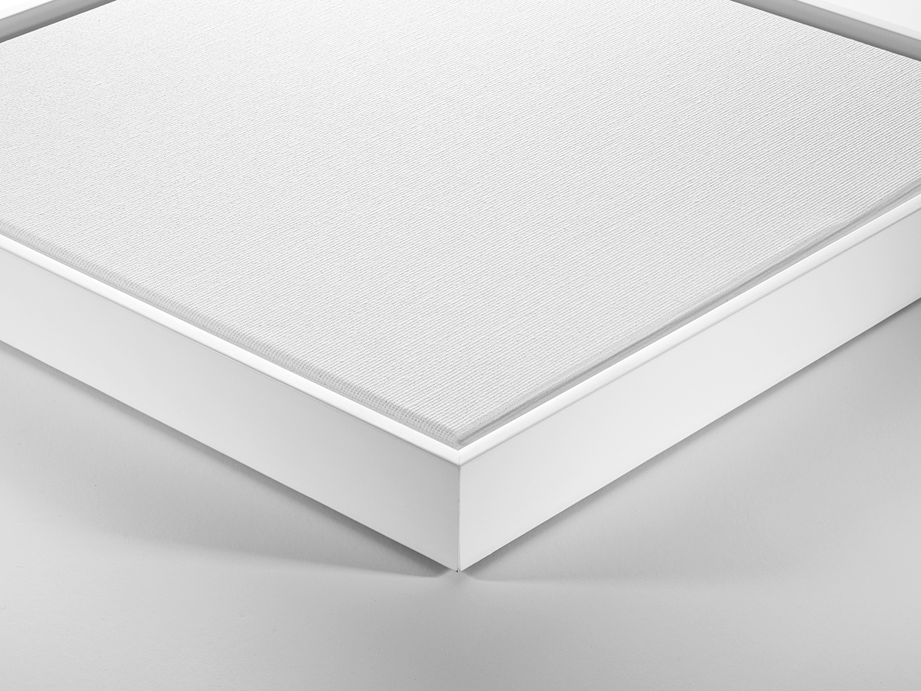 Keilrahmen im Set mit Schattenfugenrahmen Slim weiss 100 x 100 cm Keilrahmen im Set mit Schattenfugenrahmen Slim weiss 100 x 100 cm